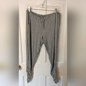 NWT Chaser Grey Lounging Pants with Cinch Tie Waist and Rouched Legs Size Medium